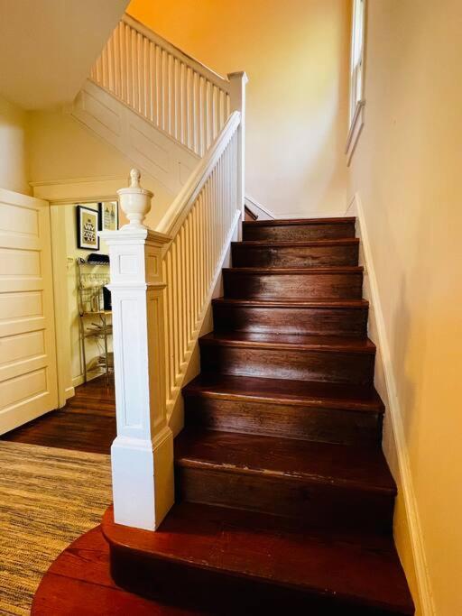 4 Bedroom Dc'S Best Location With Parking, Walk To Clarendon Metro, Shopping And Nightlife! Arlington Dış mekan fotoğraf